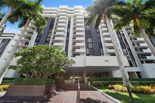 apt-1218-600 Biltmore Way, Coral Gables, FL, 33134-7535 | Card Image
