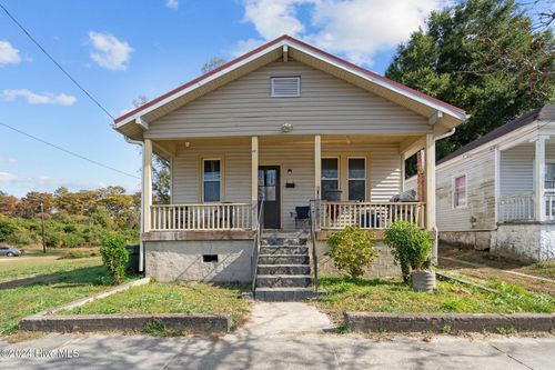 618 N 11th St, Wilmington, NC, 28401-3785 | Card Image