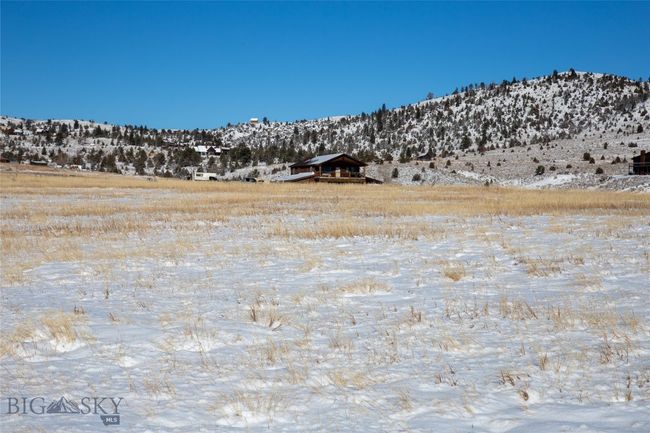 Tract 3 View of mountain feature | Image 39