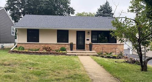 307 Pierce Ave, Wheaton, IL, 60187-4686 | Card Image