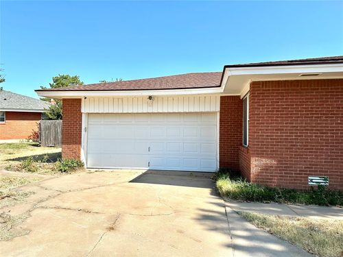 1603 Nw 32nd St, Lawton, OK, 73505-3801 | Card Image