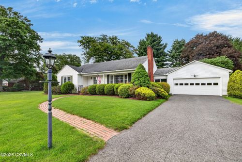 136 Brown Ave, Lewisburg, PA, 17837-8820 | Card Image