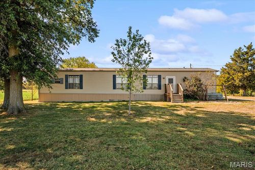 14017 N Prairie Road, Hoyleton, IL, 62803 | Card Image
