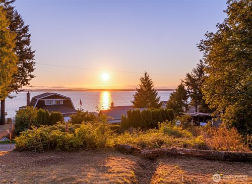 10253 Ne Rose Point Way, Kingston, WA, 98346-7685 | Card Image