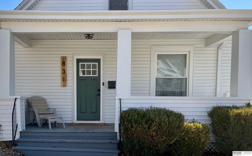 831 S 50th St, Omaha, NE, 68106-1911 | Card Image