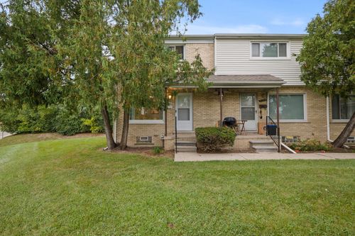 2001 E Maple Rd, Birmingham, MI, 48009-6512 | Card Image