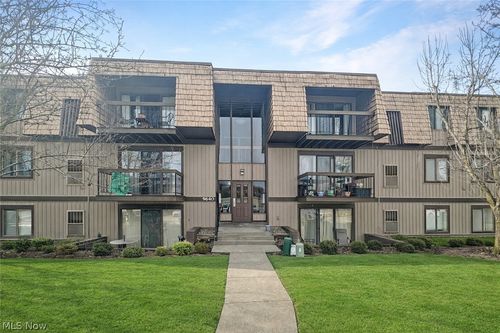 unit-a36-9640 Cove Dr, North Royalton, OH, 44133-7623 | Card Image