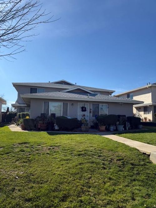apt-4-11670 Garnet Way, Auburn, CA, 95602-2450 | Card Image