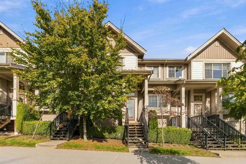 18-19097 64 Ave, Surrey, BC, V3S6X5 | Card Image