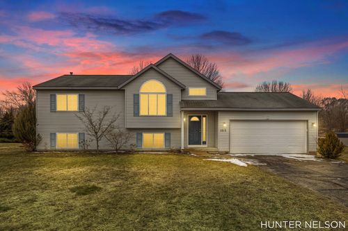 1212 South Hill Drive Nw, Sparta, MI, 49345 | Card Image