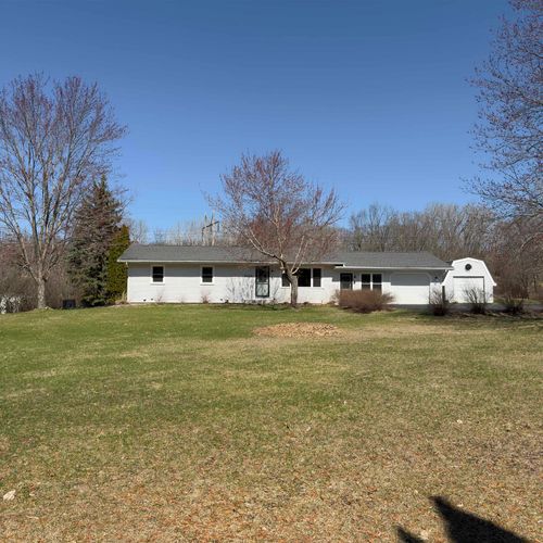 S4331 Draper Street, Baraboo, WI, 53913 | Card Image