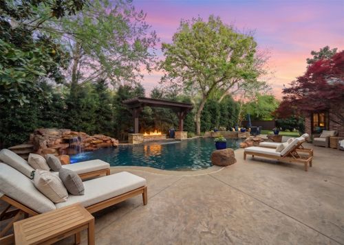 2105 Denver Dr, Southlake, TX, 76092-3711 | Card Image