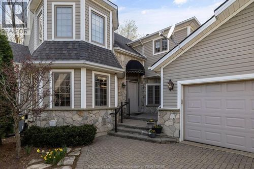 565 Gold Coast Dr, Amherstburg, ON, N9V4B2 | Card Image
