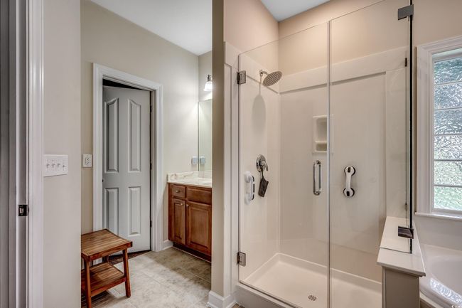 Marble shower-easy to maintain | Image 19