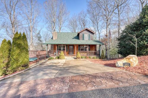1327 Highland Trce, Blairsville, GA, 30512-1197 | Card Image