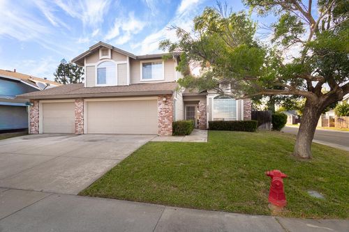 2809 Gibson View Way, Antelope, CA, 95843-4029 | Card Image