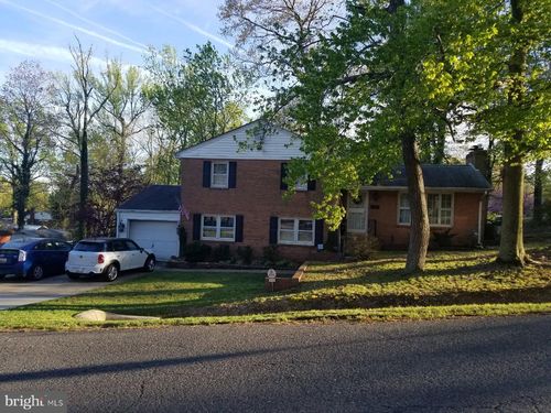 5300 Ludlow Dr, TEMPLE HILLS, MD, 20748-2125 | Card Image