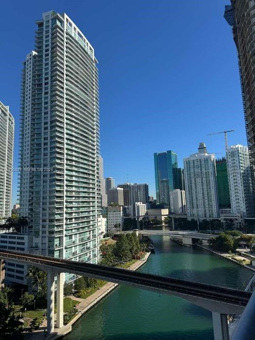 apt-1709-690 Sw 1st Ct, MIAMI, FL, 33130-2920 | Card Image