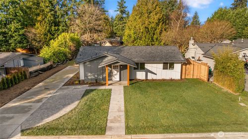 a-8708 Ne 140th St, Kirkland, WA, 98034-5327 | Card Image