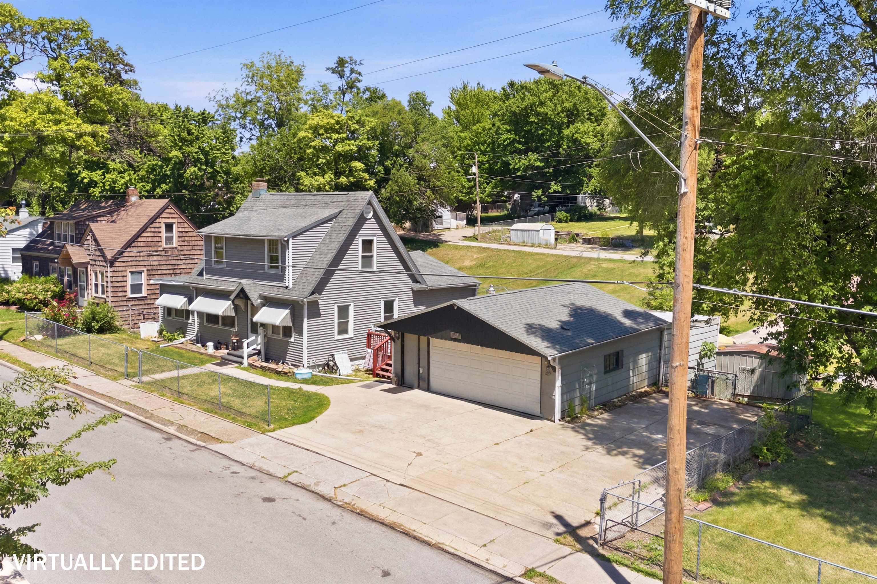 Residential in Davenport 3