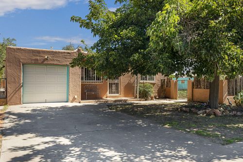2804 Morningside Dr Ne, Albuquerque, NM, 87110-2942 | Card Image