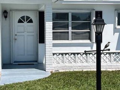 907 Sw 3rd Ave, Boynton Beach, FL, 33426-4711 | Card Image