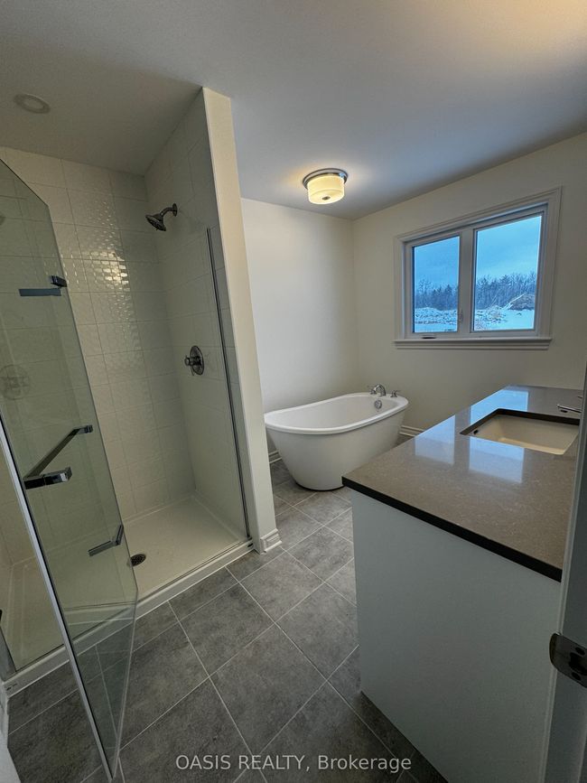 794 Antonio Farley St, House attached with 3 bedrooms, 3 bathrooms and 1 parking in Orléans ON | Image 9