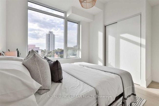 402 - 495 Logan Ave, Condo with 3 bedrooms, 2 bathrooms and null parking in Toronto ON | Image 12