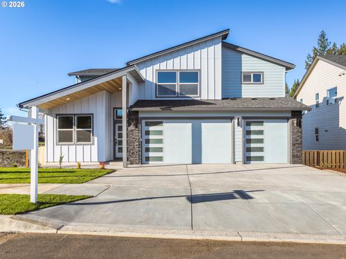 2-2006 E Badger Way, La Center, WA, 98629-5661 | Card Image