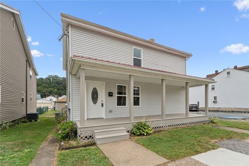 1014 5th Ave, Ford City, PA, 16226-1204 | Card Image