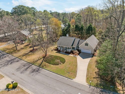 2221 Edgewater Dr, Winterville, NC, 28590-9604 | Card Image