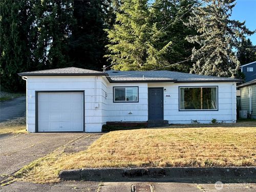 1905 Allen St, Kelso, WA, 98626-4909 | Card Image