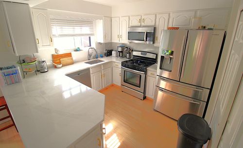 187 Sandcastle Ky, Secaucus, NJ, 07094-2206 | Card Image
