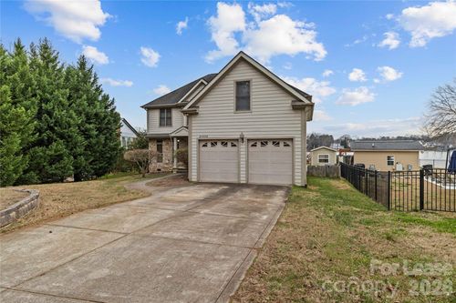 21502 Rio Oro Dr, Cornelius, NC, 28031-6724 | Card Image