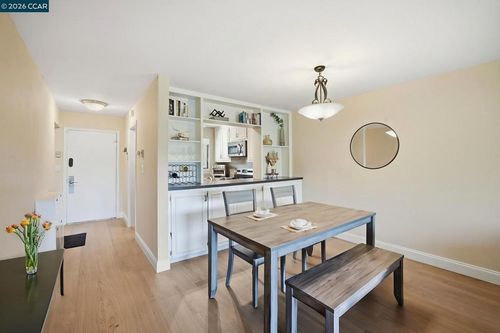 628 Via Casitas, Greenbrae, CA, 94904 | Card Image