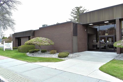 6727 Main St, Caseville, MI, 48725-9555 | Card Image