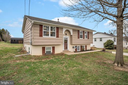 107 N 7th St, WRIGHTSVILLE, PA, 17368-1103 | Card Image