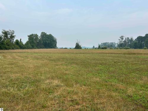 2349 N Geneva Rd, Coleman, MI, 48618-9728 | Card Image