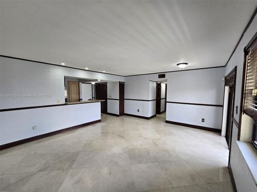 apt-307-8425 Nw 8th St, Miami, FL, 33126-3773 | Card Image