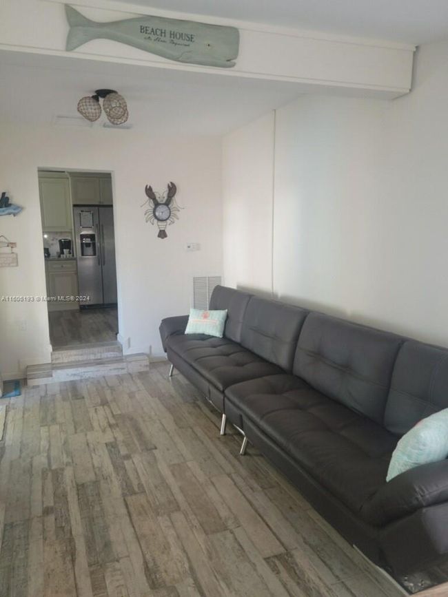 APT-2 - 3201 Canal Dr, Home with 1 bedrooms, 1 bathrooms and null parking in Pompano Beach FL | Image 5