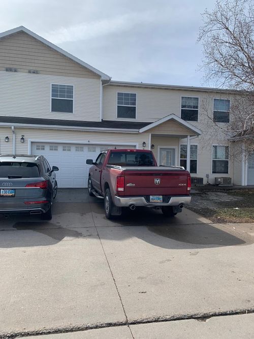 unit-d-4210 47th St S, Fargo, ND, 58104-3988 | Card Image