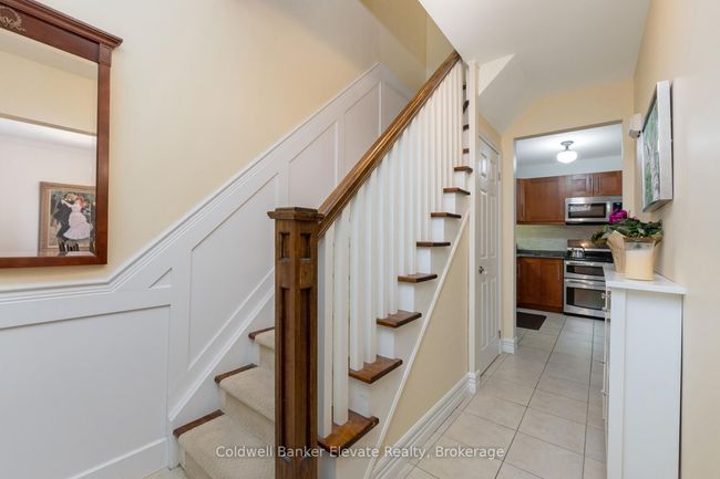 128 - 130 Main St S, Home with 4 bedrooms, 2 bathrooms and 6 parking in Halton Hills ON | Image 6