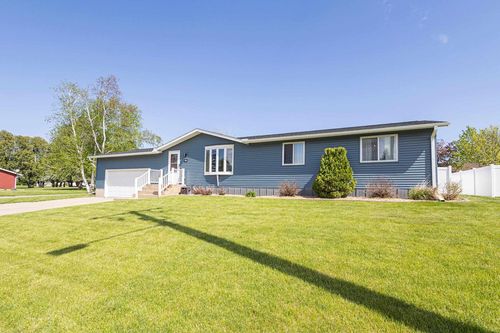 590 Ridge Avenue, Platteville, WI, 53818 | Card Image