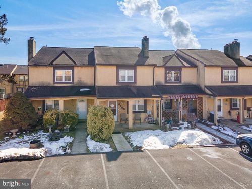 2105 Walnut Ridge, POTTSTOWN, PA, 19464 | Card Image