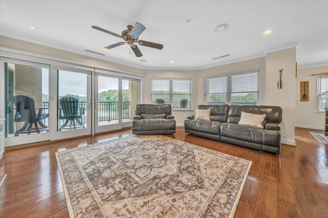 100 Bridgewater Pointe Place #401 (14) | Image 4