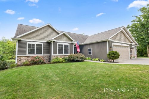3322 Fillmore St, Jenison, MI, 49428-9432 | Card Image
