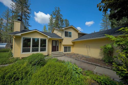 16829 N Wylie Dr, Nine Mile Falls, WA, 99026-9377 | Card Image