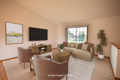 706 Country Club Dr Sw, Melrose, MN, 56352-1525 | Card Image