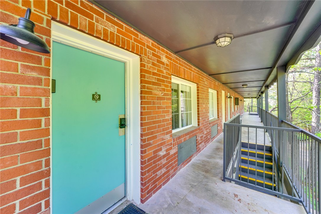 Commercial Sale in Eureka Springs 4