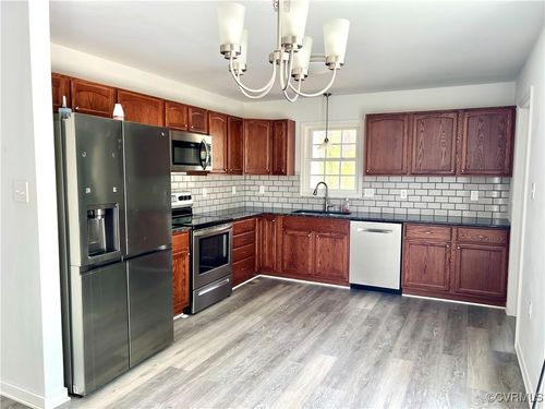 8255 Dash Ln, Jetersville, VA, 23083-2538 | Card Image